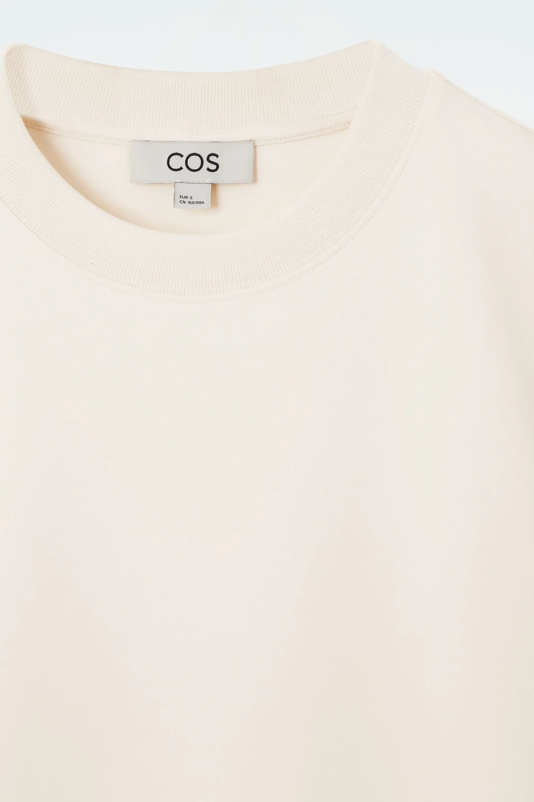 Outlet COS KLASYCZNY T-SHIRT