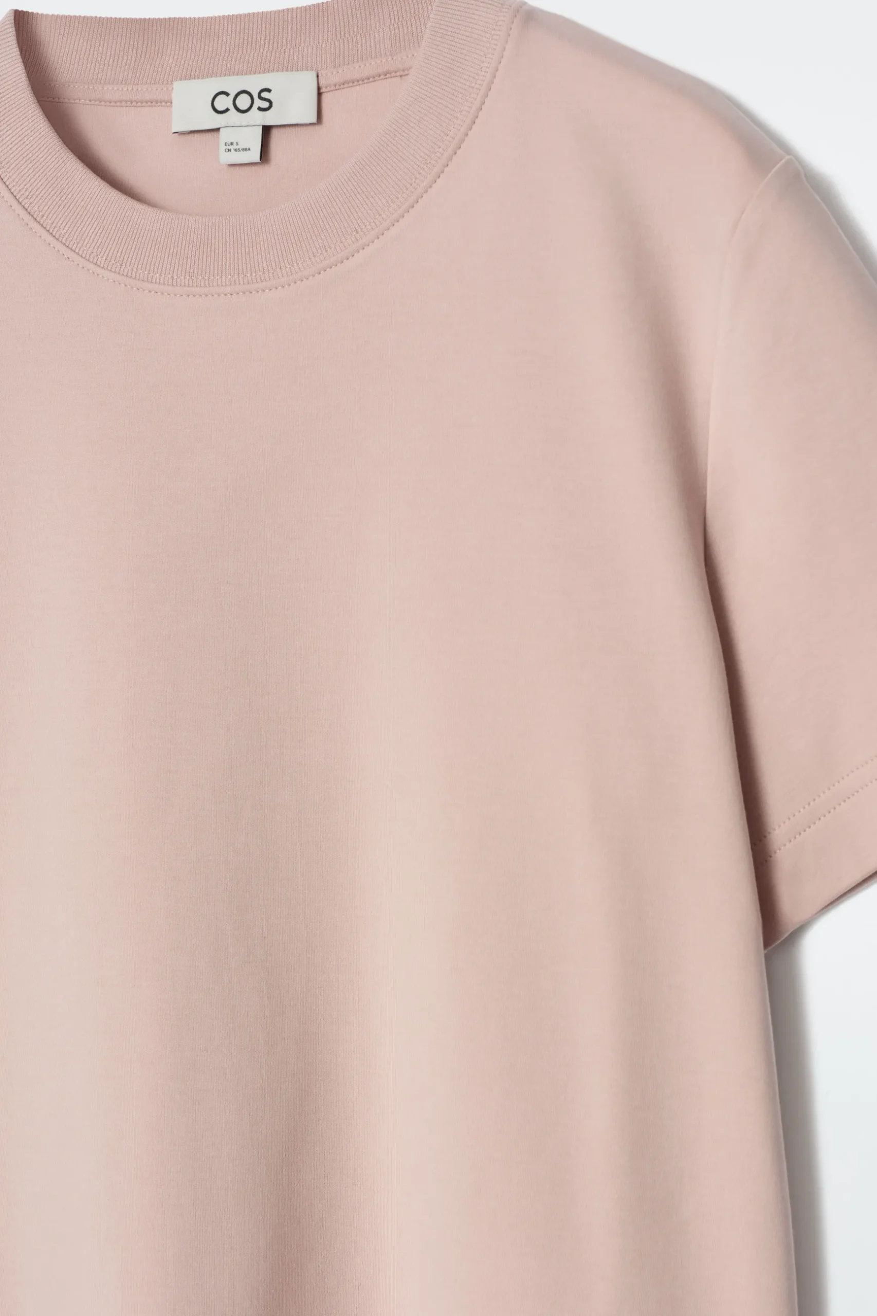 Online COS KLASYCZNY T-SHIRT