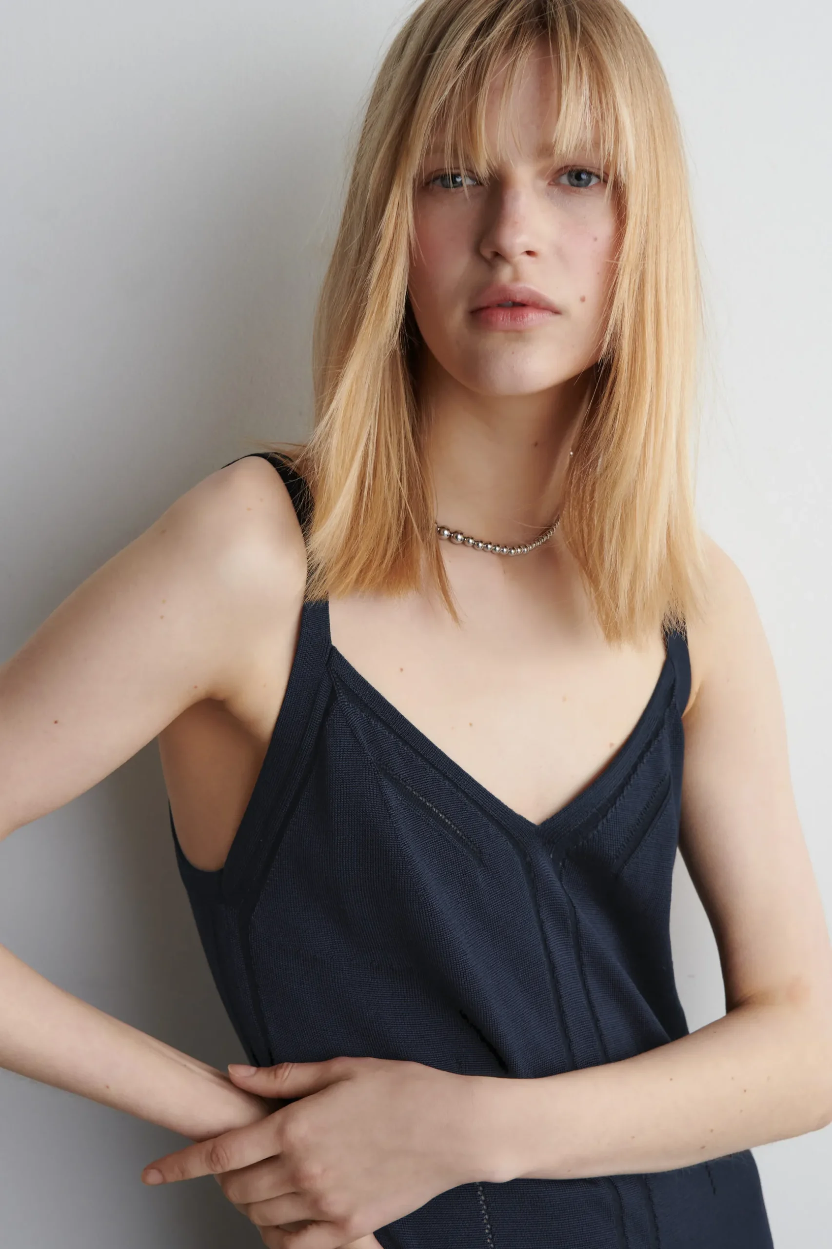 Outlet COS KNITTED MIDI SLIP DRESS
