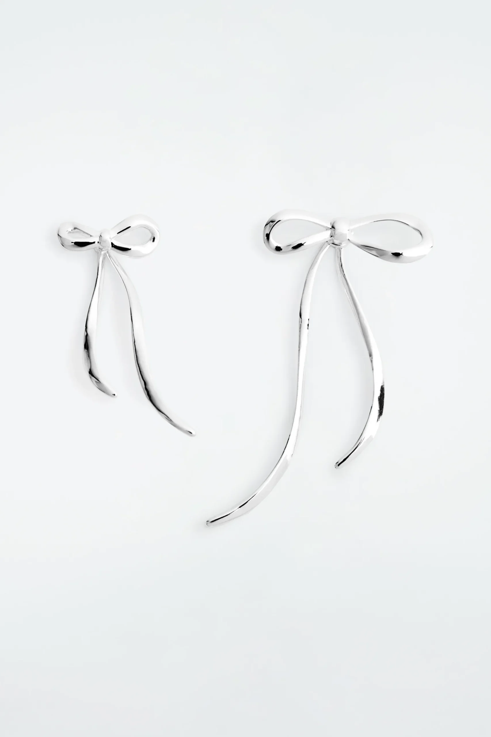 Online COS KOLCZYKI Z KOKARDKAMI