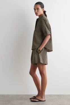 Clearance COS KOSZULA W PASKI Z TKANINY SEERSUCKER