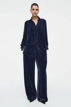 Discount COS KOSZULA Z AKSAMITU Z JEDWABIEM – RELAXED FIT