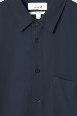 Hot COS KOSZULA Z DIAGONALU – RELAXED FIT