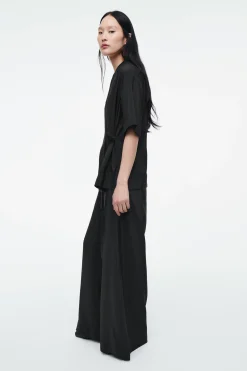 New COS KOSZULA Z KRÓTKIM RĘKAWEM – RELAXED FIT
