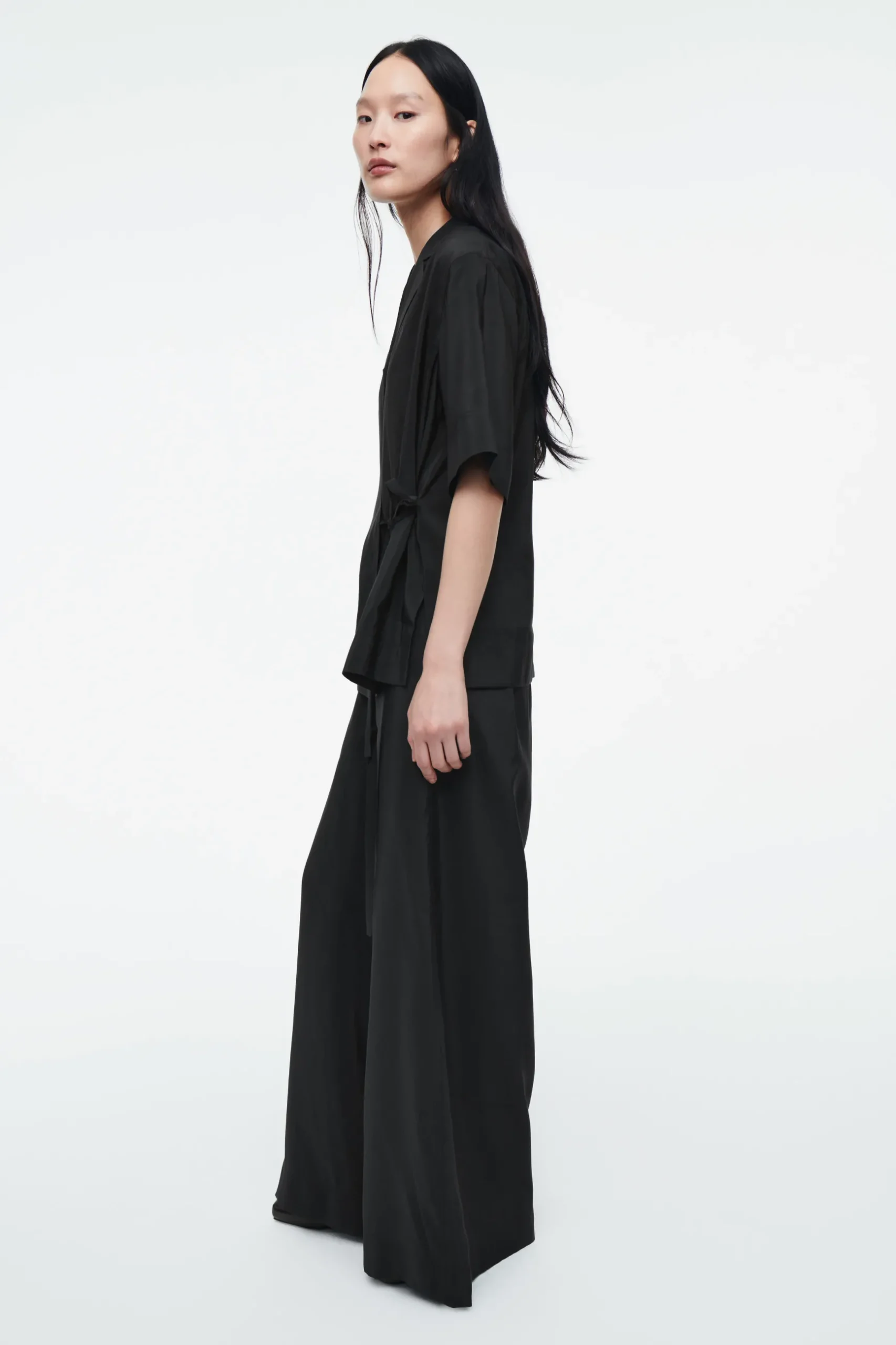 New COS KOSZULA Z KRÓTKIM RĘKAWEM – RELAXED FIT
