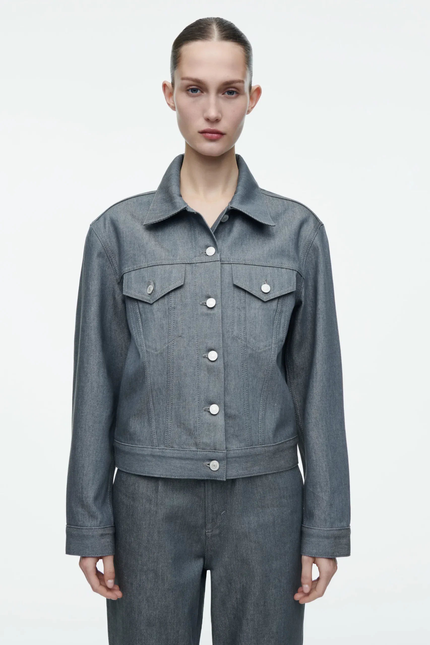 New COS KURTKA OVERSIZE Z SUROWEGO JEANSU