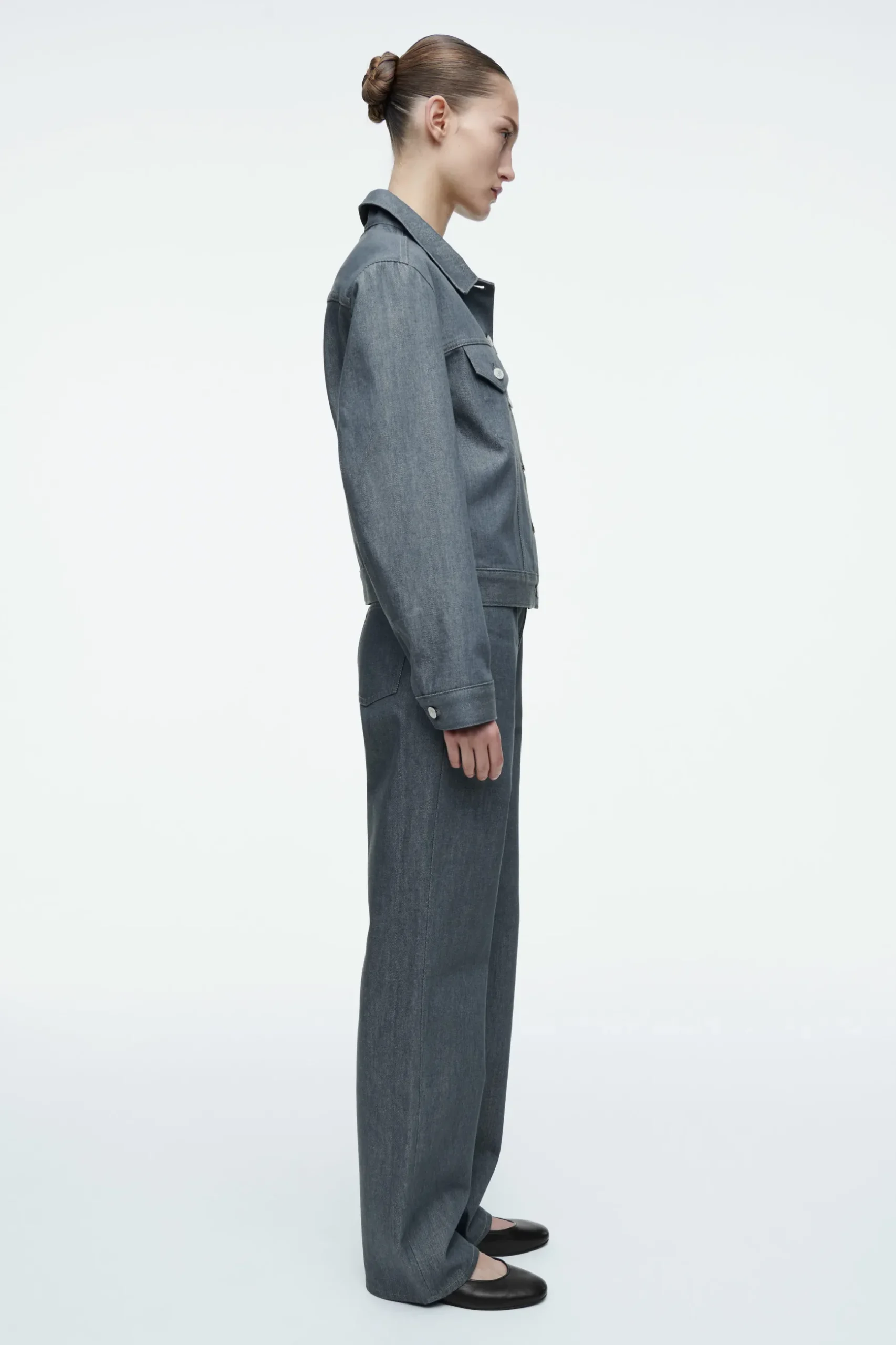 New COS KURTKA OVERSIZE Z SUROWEGO JEANSU