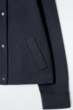 Outlet COS KURTKA W STYLU UTILITY O TRAPEZOWYM KROJU
