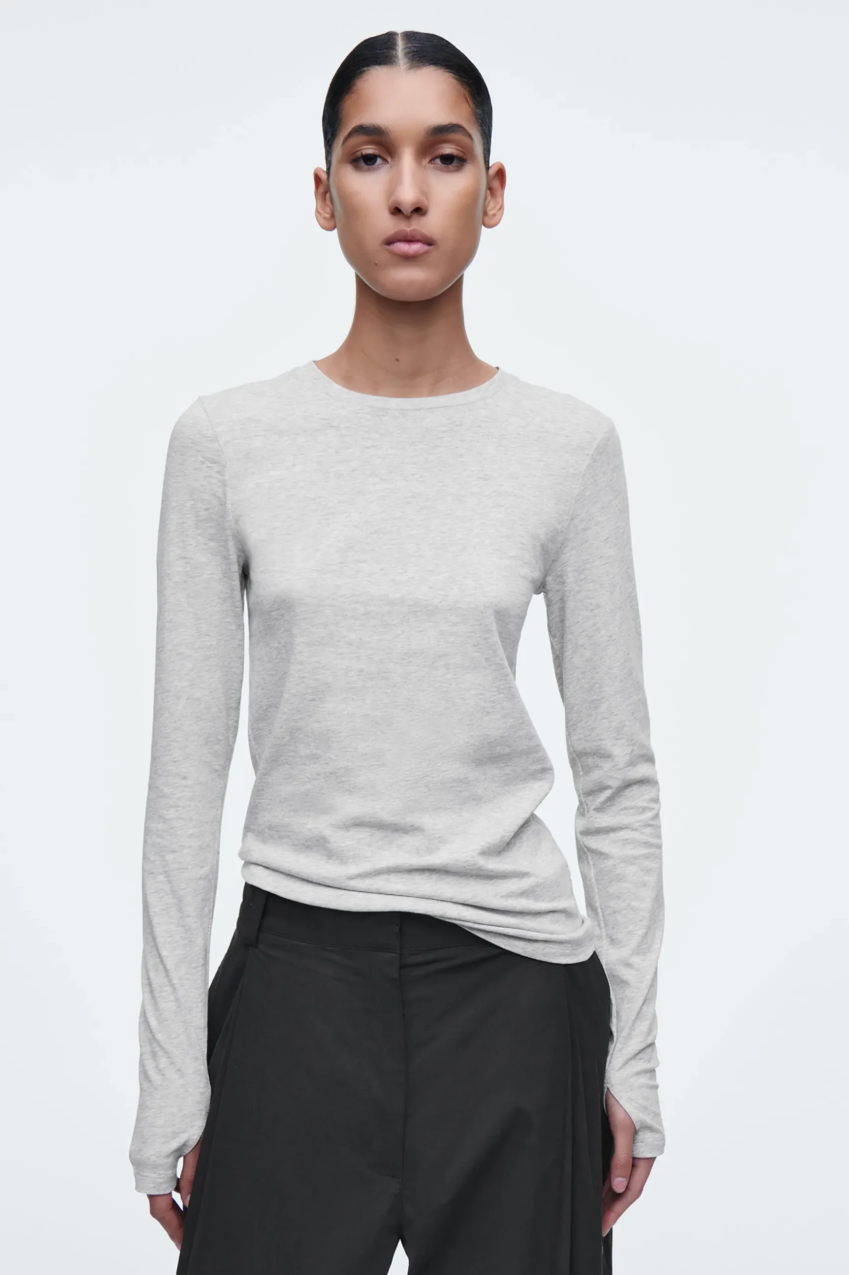 Fashion COS LEKKA BLUZKA Z DŁUGIM RĘKAWEM – SLIM FIT