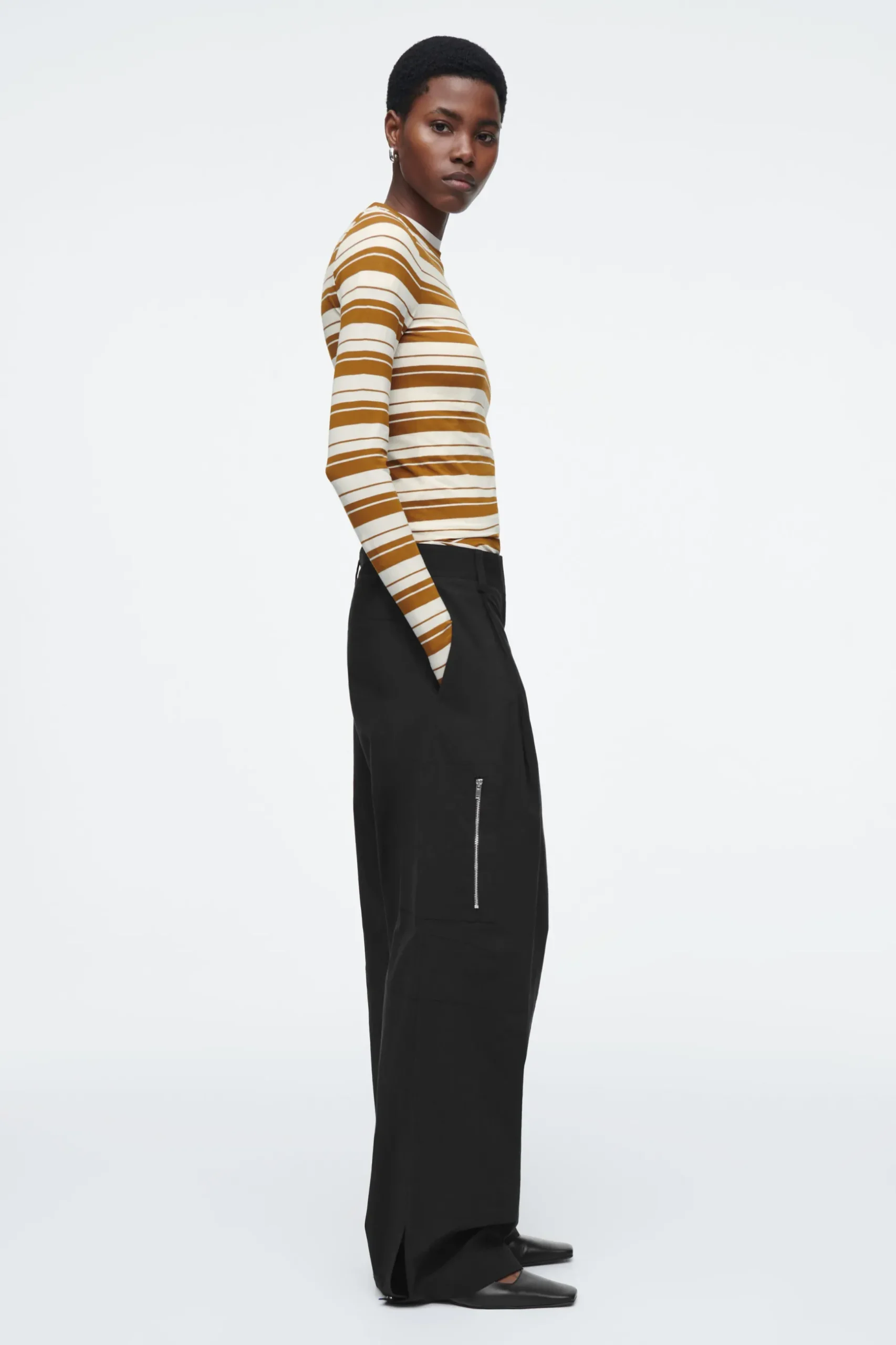 Discount COS LEKKA BLUZKA Z DŁUGIM RĘKAWEM – SLIM FIT