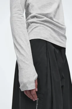 Fashion COS LEKKA BLUZKA Z DŁUGIM RĘKAWEM – SLIM FIT