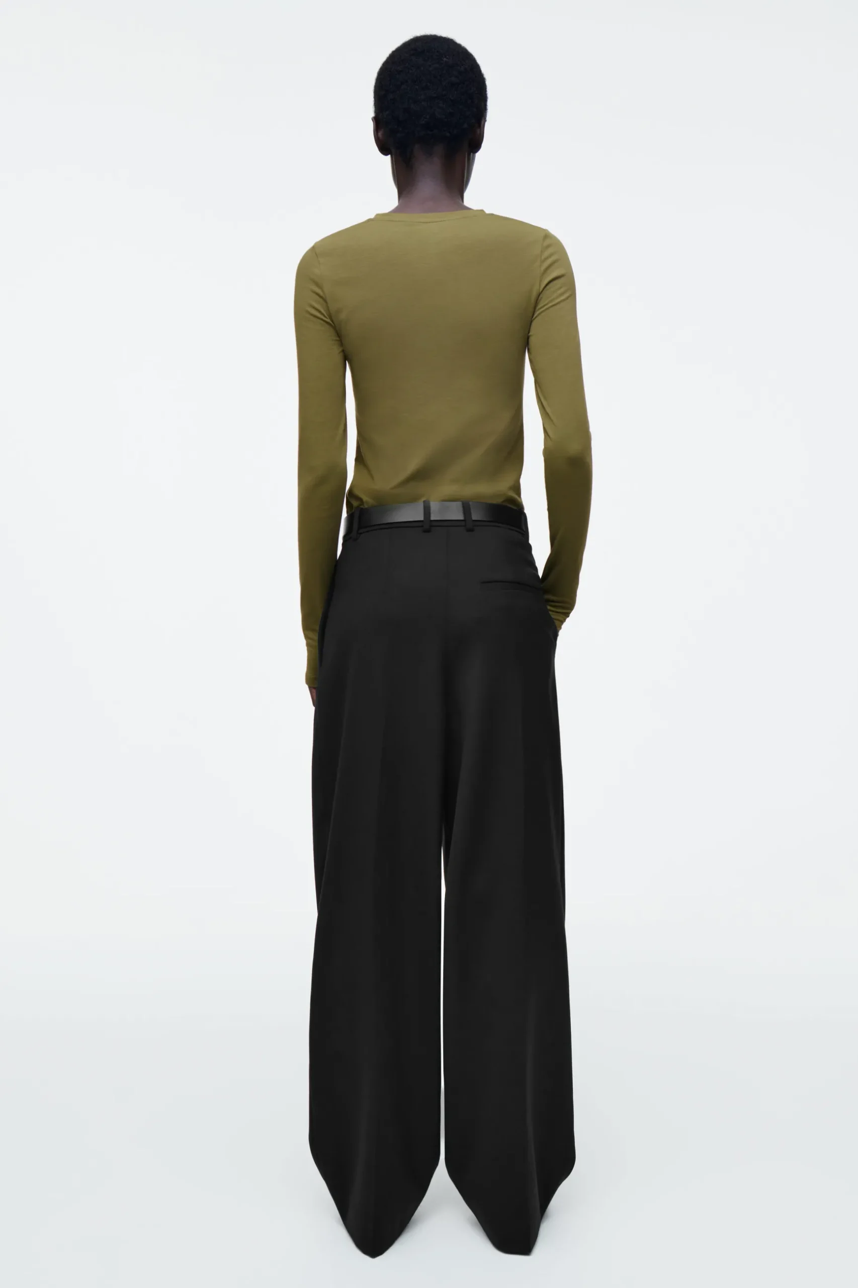 Discount COS LEKKA BLUZKA Z DŁUGIM RĘKAWEM – SLIM FIT