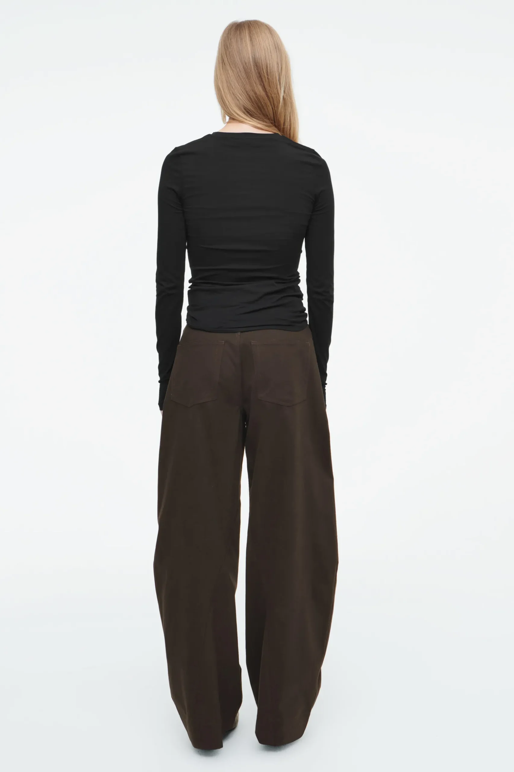 Fashion COS LEKKA BLUZKA Z DŁUGIM RĘKAWEM – SLIM FIT