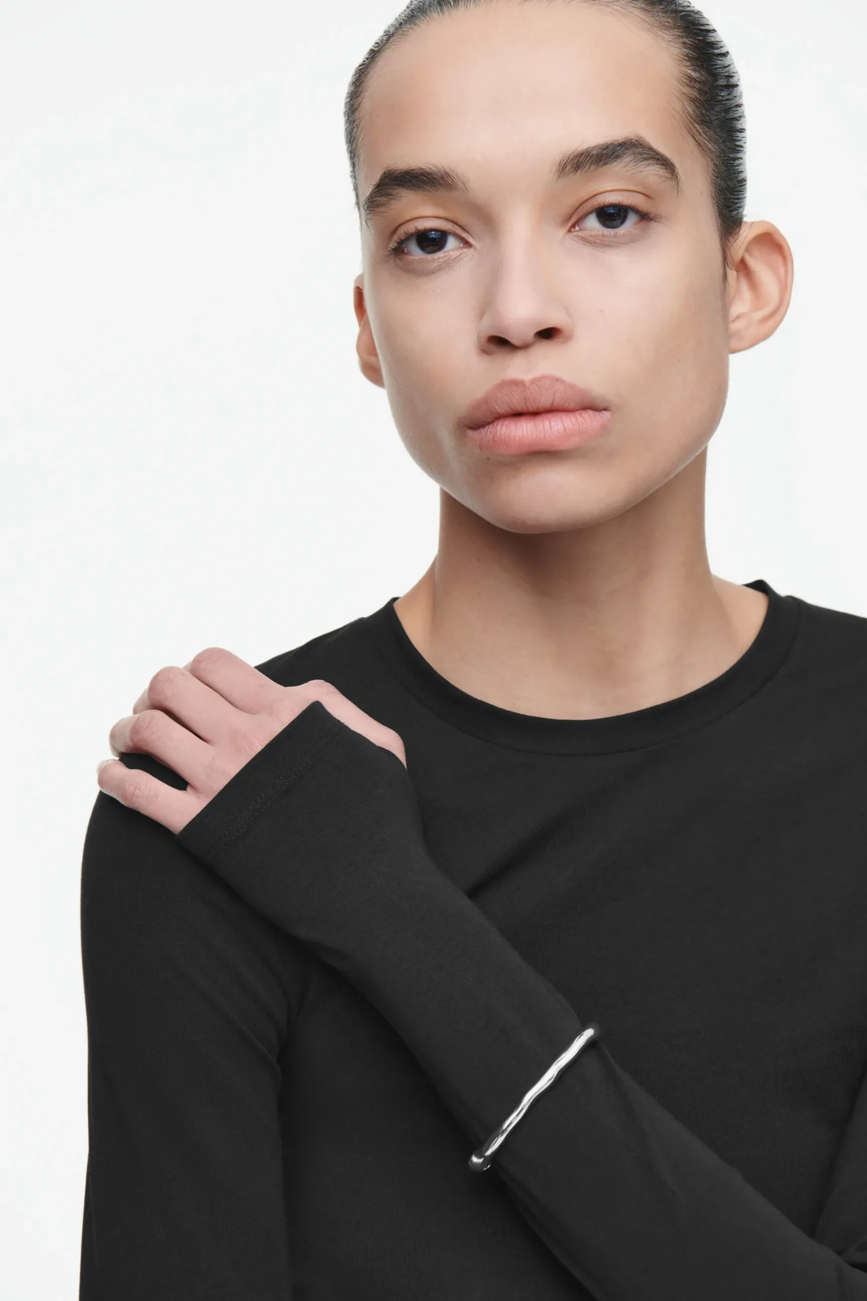 Fashion COS LEKKA BLUZKA Z DŁUGIM RĘKAWEM – SLIM FIT