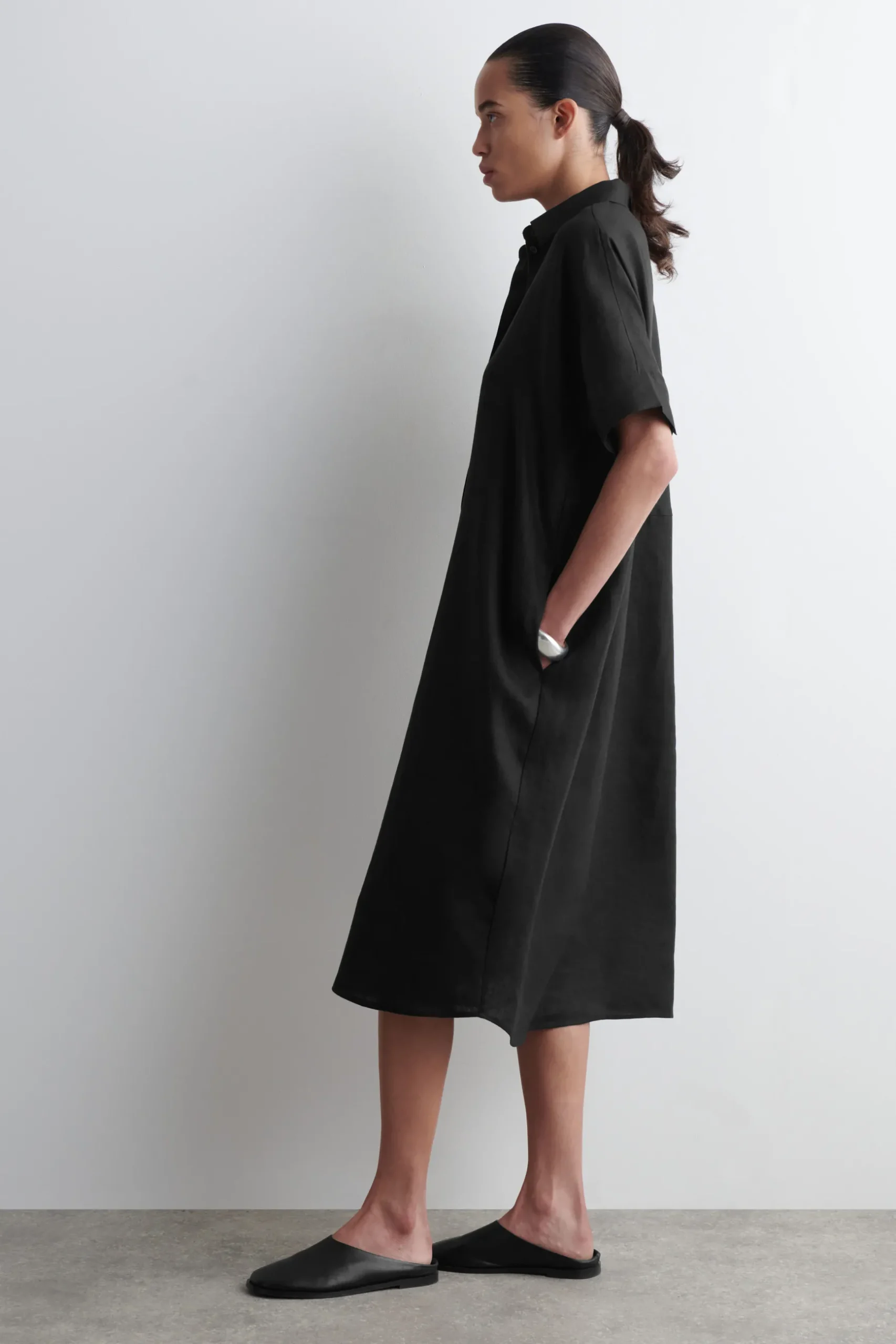 Fashion COS LNIANA SUKIENKA KOSZULOWA O DŁUGOŚCI MIDI