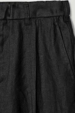 Clearance COS LNIANE SPODNIE Z SZEROKIMI NOGAWKAMI Czarny