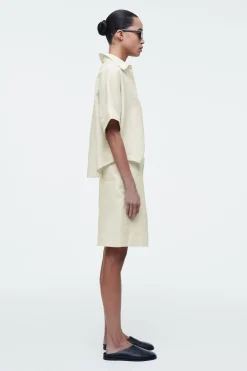 Fashion COS LNIANE SZORTY Z ELASTYCZNĄ TALIĄ