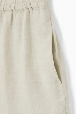 Fashion COS LNIANE SZORTY Z ELASTYCZNĄ TALIĄ