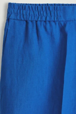 Clearance COS LNIANE SZORTY Z ELASTYCZNĄ TALIĄ Niebieski