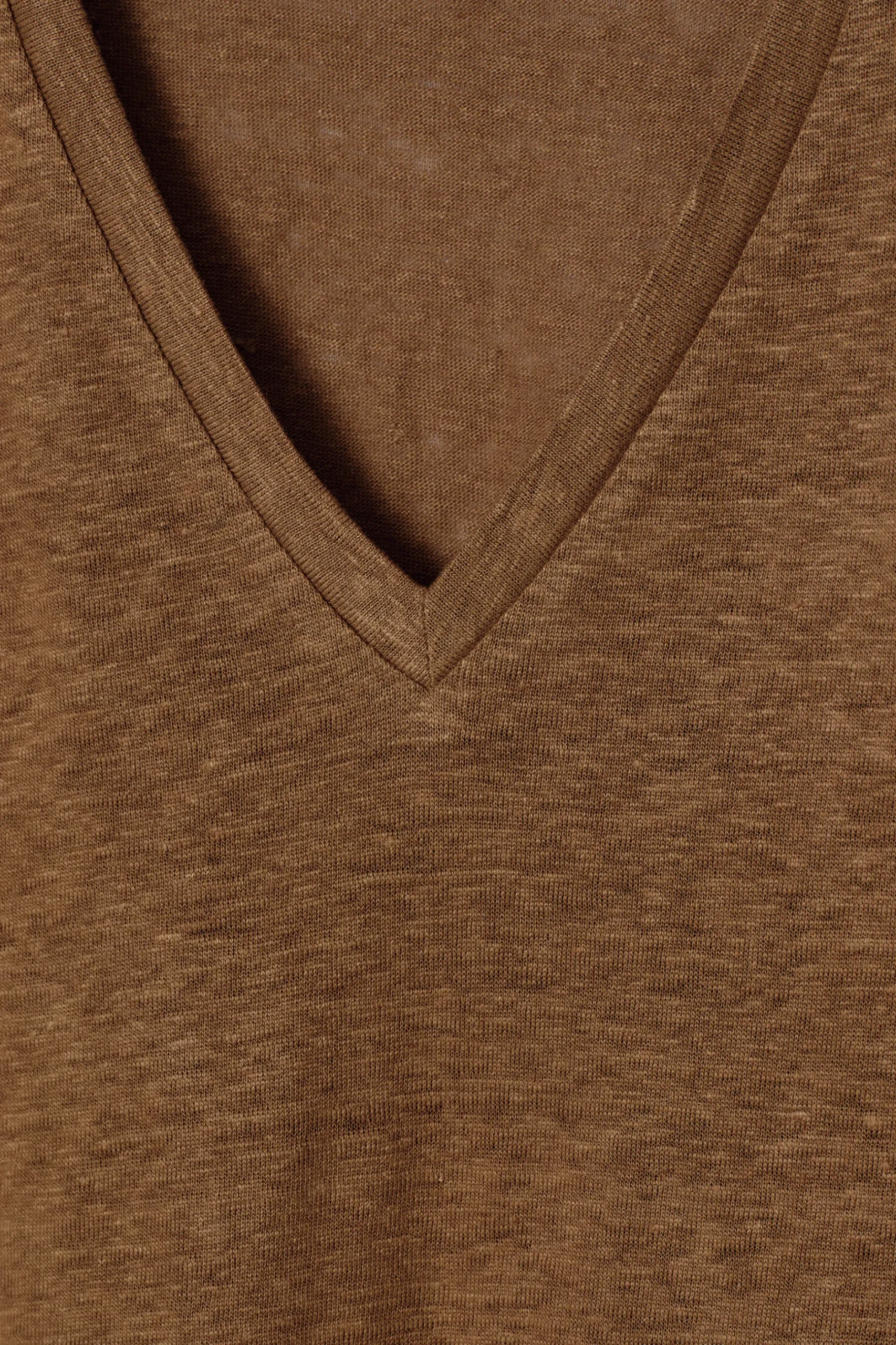 Clearance COS LNIANY T-SHIRTEM Z DEKOLTEM W KSZTAŁCIE LITERY V