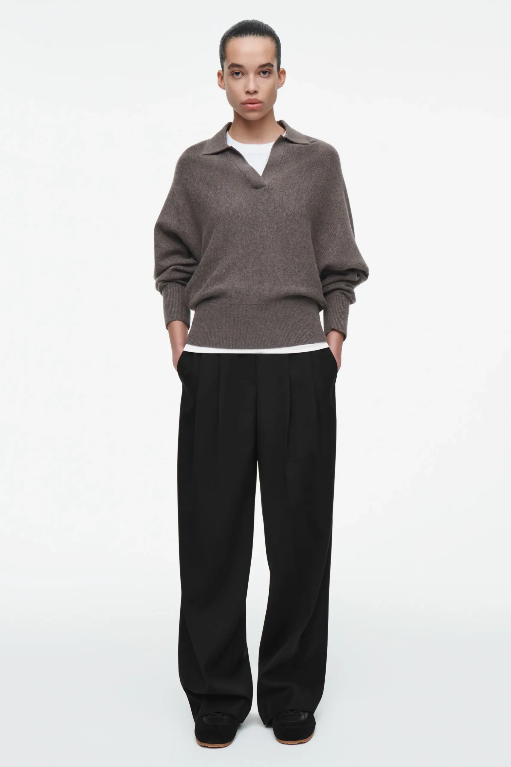 Clearance COS MINIMALISTYCZNE BUTY SPORTOWE ZE SKÓRY