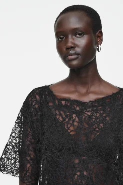 Fashion COS MOHEROWY T-SHIRT Z PRZEŚWITUJĄCYM HAFTEM