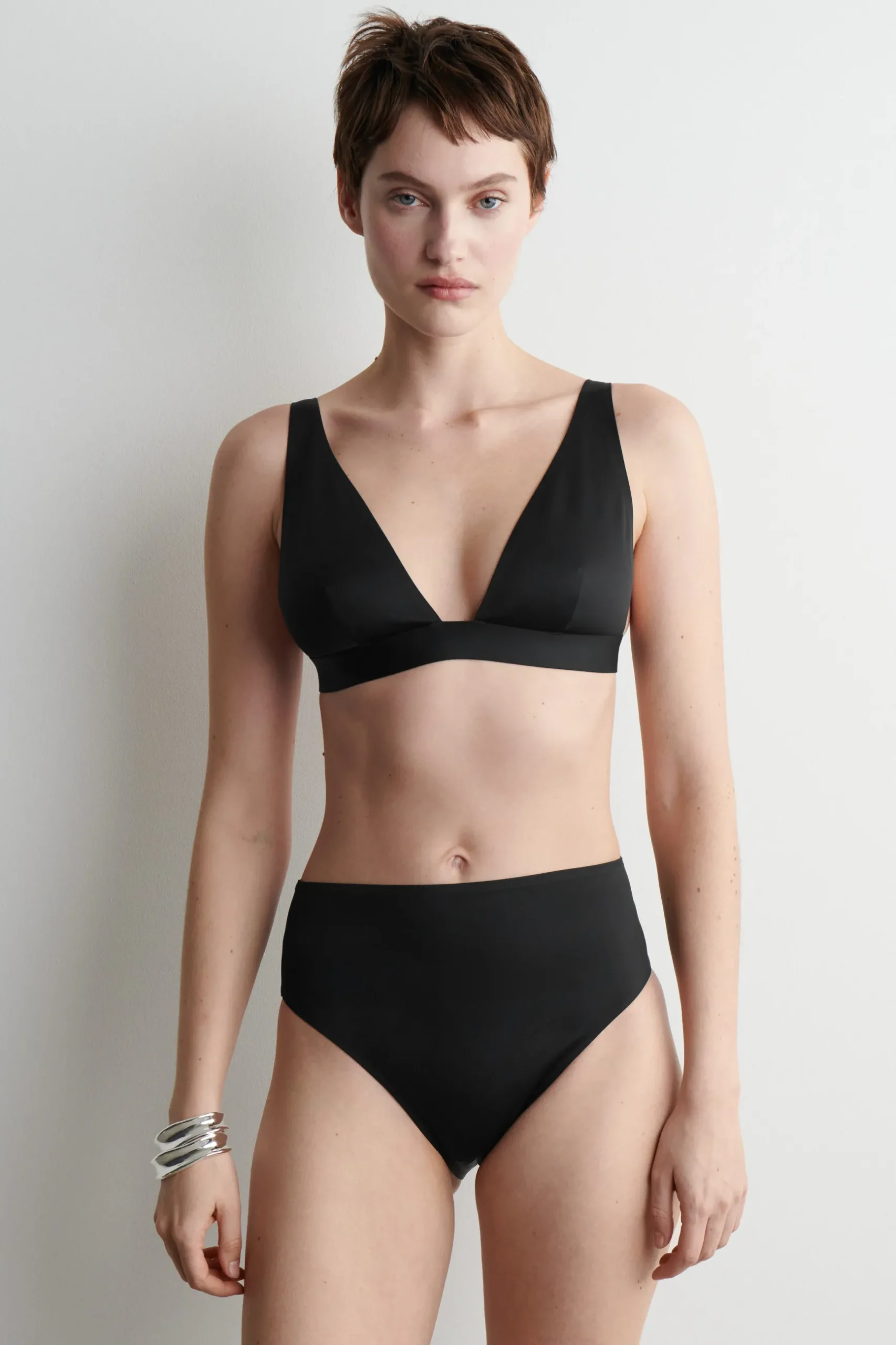 Best COS NEOPRENOWA GÓRA OD BIKINI