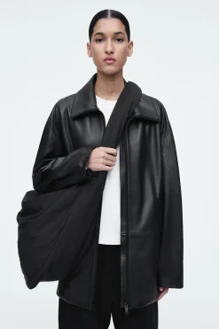 Discount COS NYLONOWA OVERSIZE'OWA TORBA KITE NA RAMIĘ Czarny