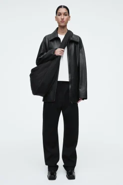 Discount COS NYLONOWA OVERSIZE'OWA TORBA KITE NA RAMIĘ Czarny