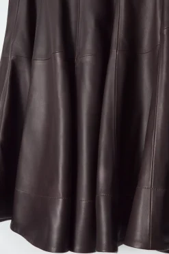 Fashion COS OBSZERNA TRAPEZOWA SPÓDNICA MIDI ZE SKÓRY