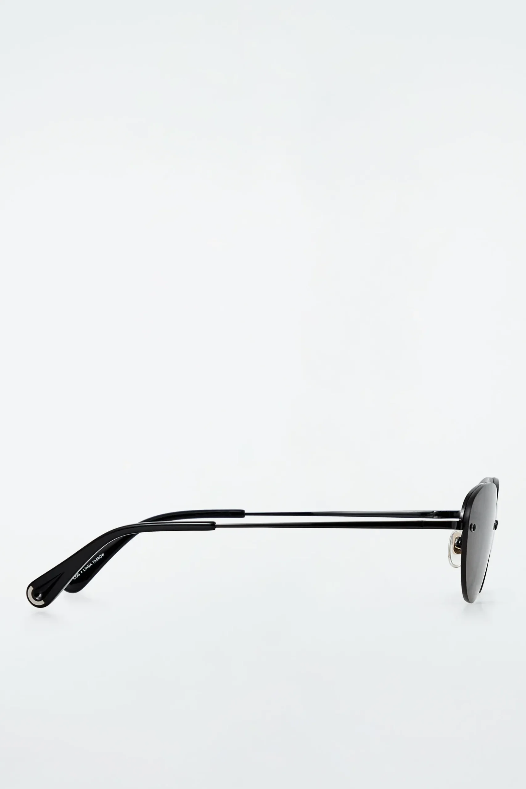 Clearance COS OKULARY PRZECIWSŁONECZNE „DAZE” TYPU KOCIE OKO Czarny