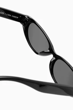 Outlet COS OKULARY PRZECIWSŁONECZNE WING TYPU KOCIE OCZY Czarny