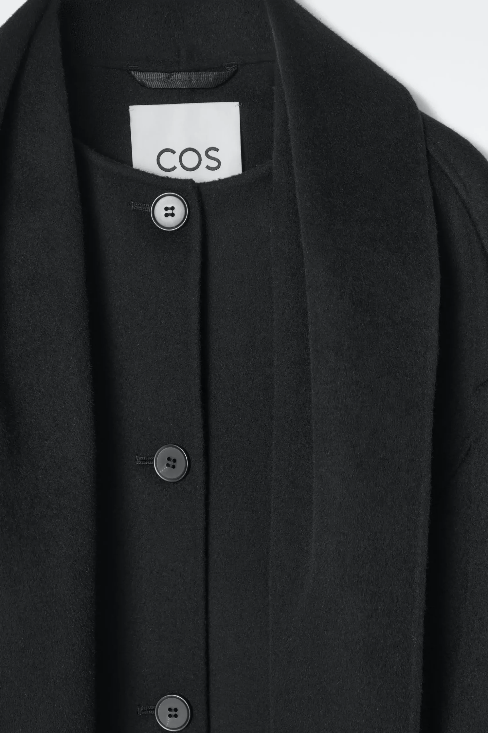 Outlet COS OVERSIZE'OWA KURTKA Z SZALEM Z MIESZANKI Z WEŁNĄ