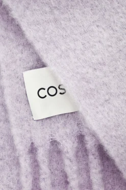 Sale COS OVERSIZE'OWY SZALIK Z MIESZANKI Z MOHEREM