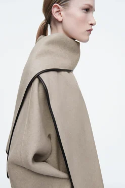 Fashion COS PŁASZCZ Z SZALEM I SKÓRZANYMI WYKOŃCZENIAMI