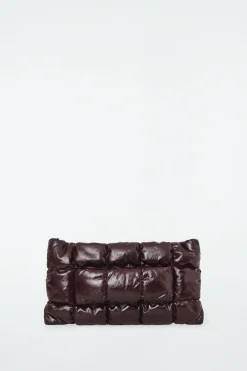 New COS PIKOWANA KOPERTÓWKA „PILLOW” ZE SKÓRY Burgundowy