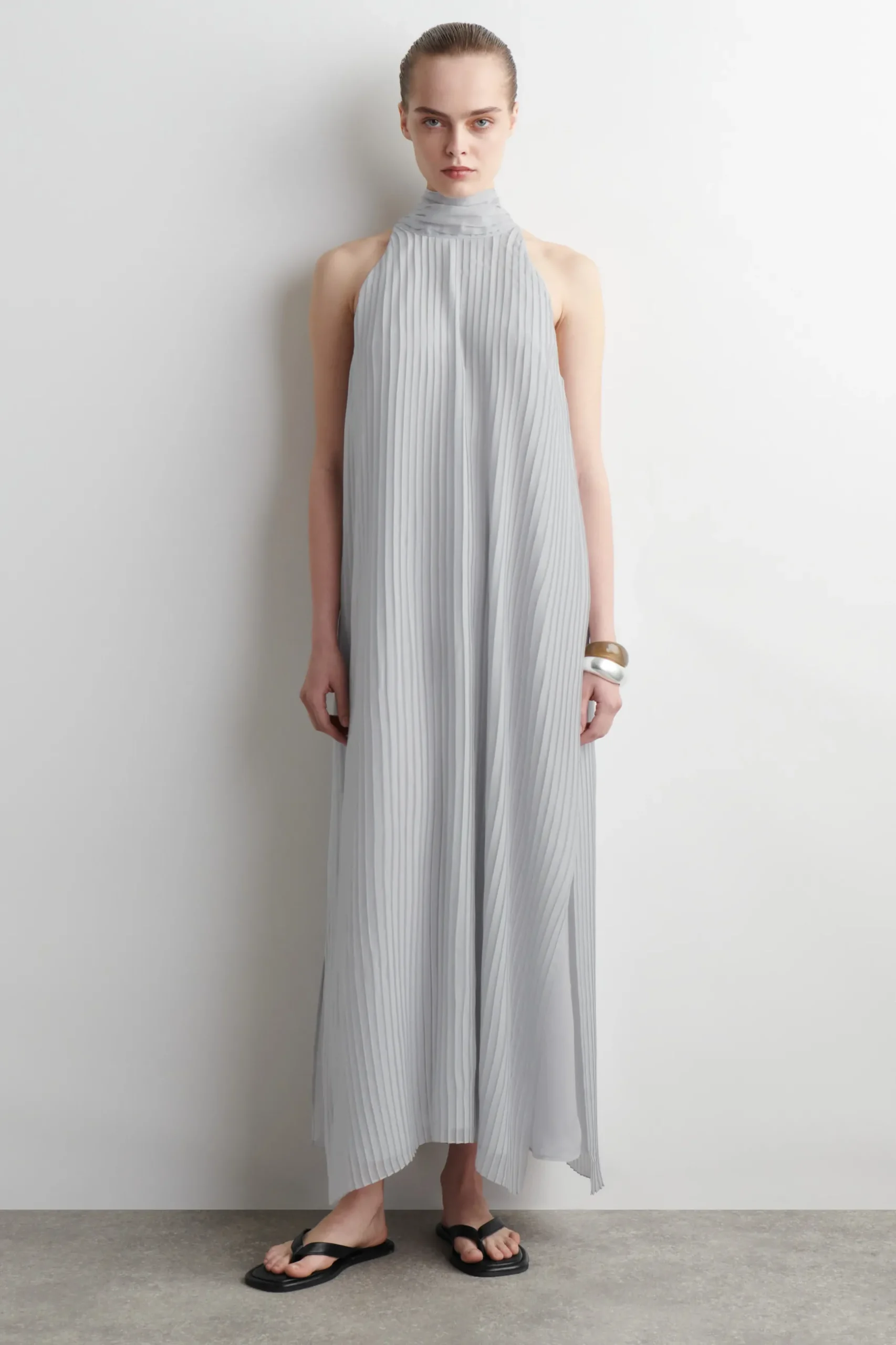 Online COS PLEATED HALTERNECK MAXI DRESS