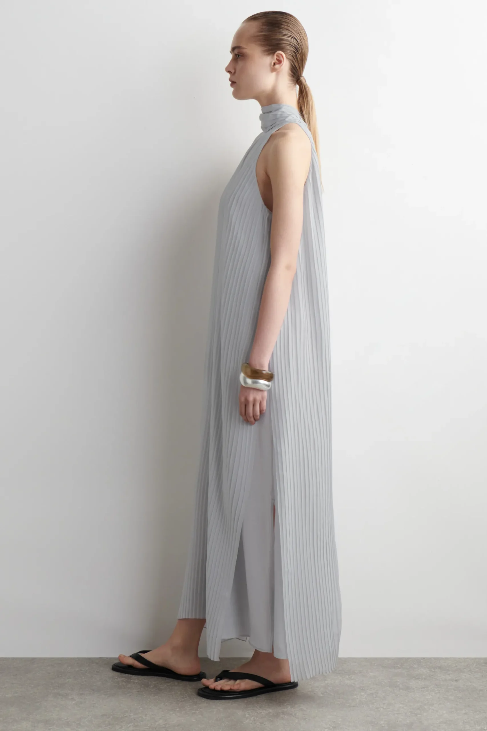 Online COS PLEATED HALTERNECK MAXI DRESS