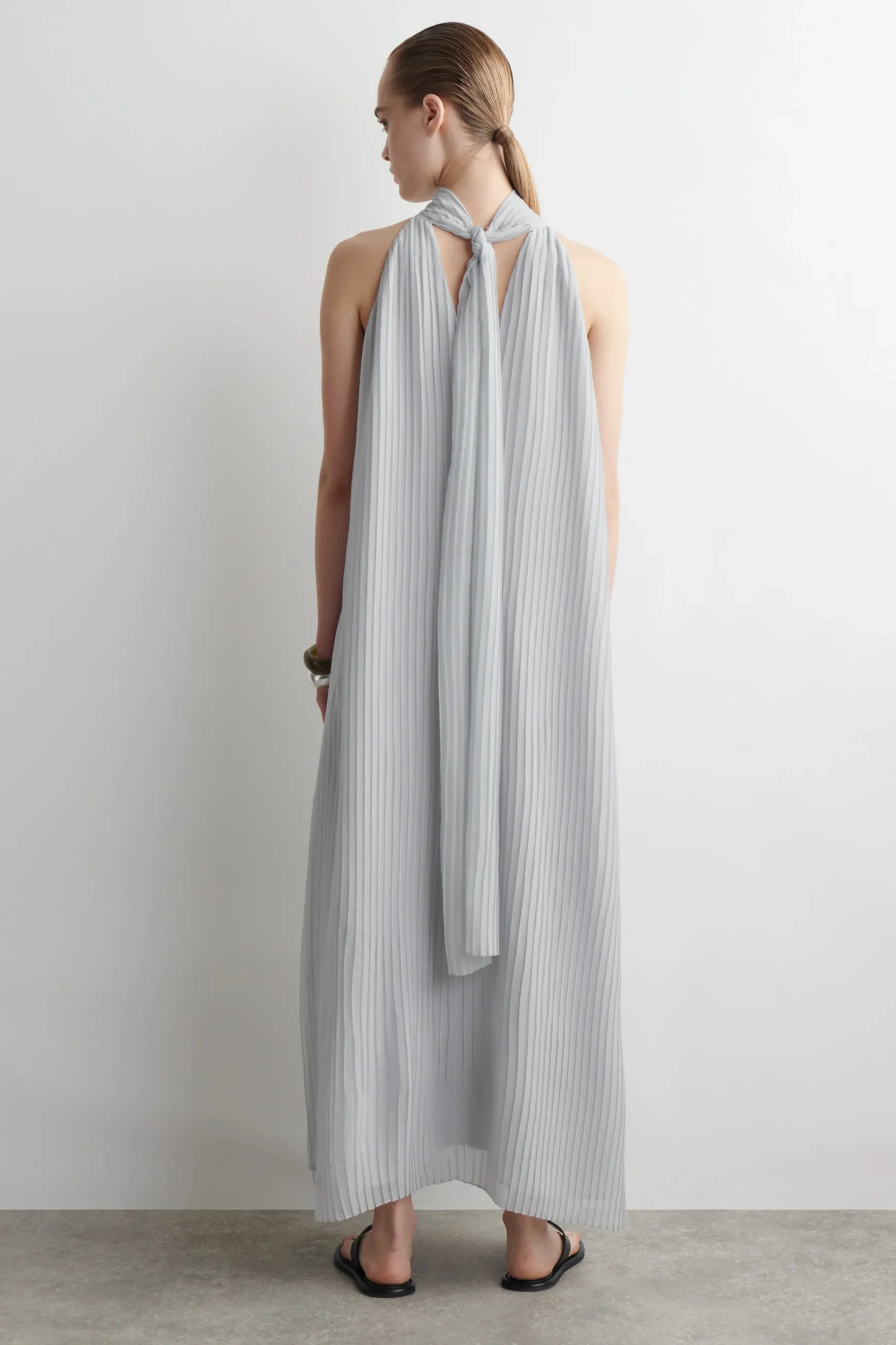 Online COS PLEATED HALTERNECK MAXI DRESS