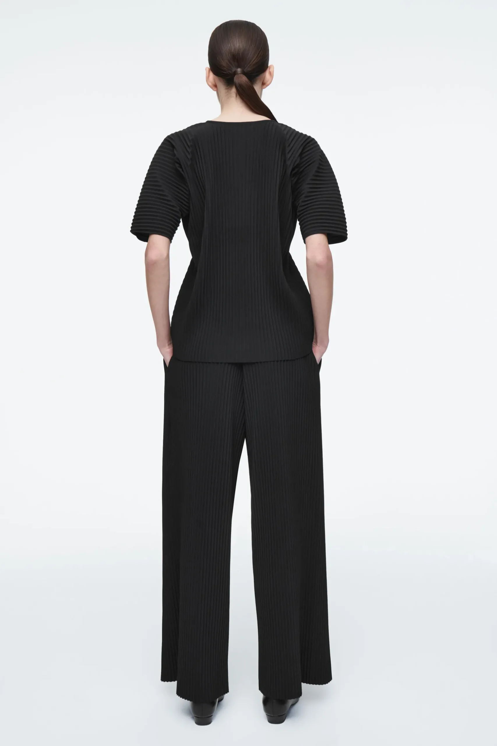 Discount COS PLISOWANY TOP