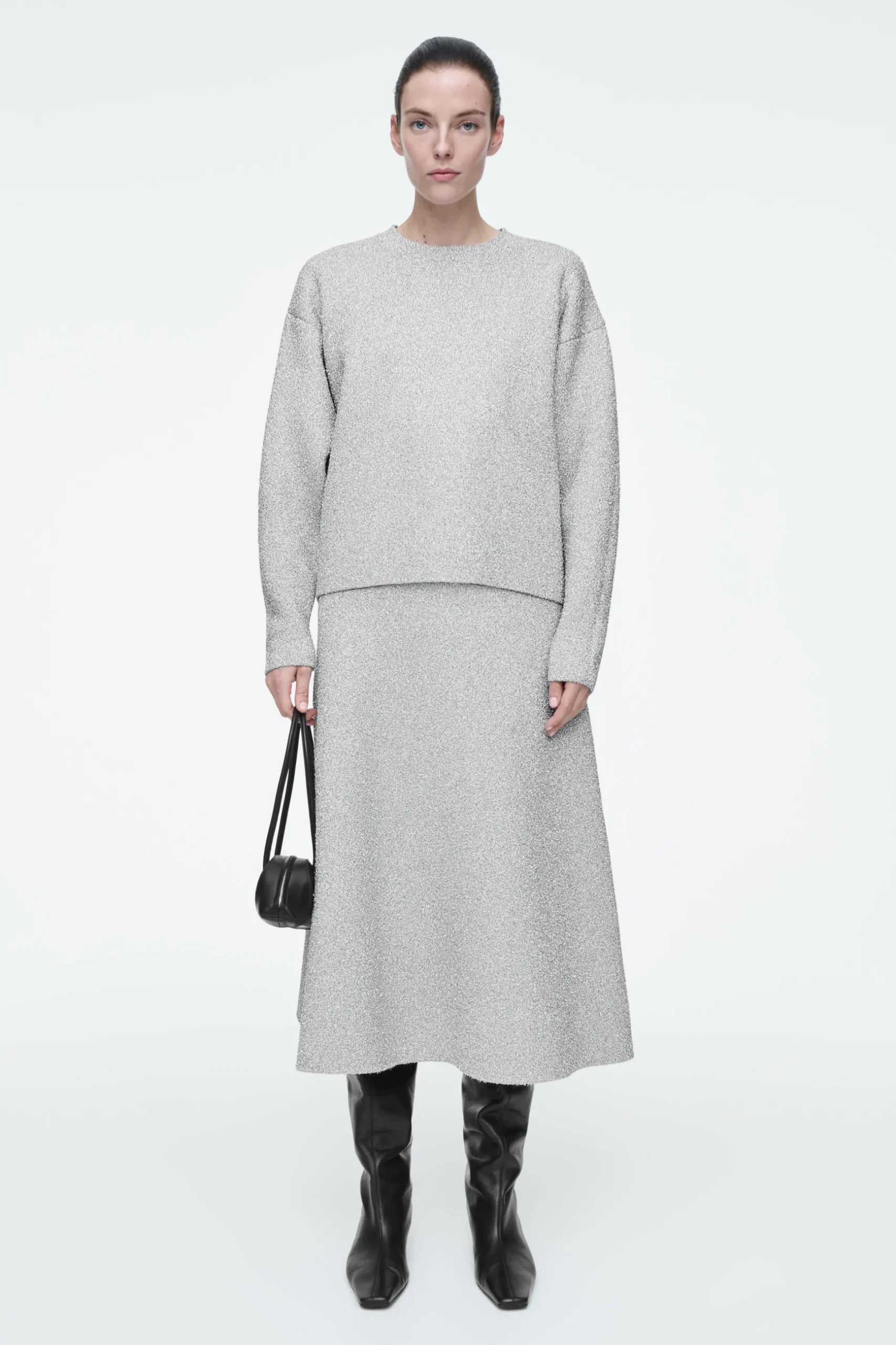 Online COS POŁYSKUJĄCY SWETER Z DZIANINY Z WEŁNĄ MERYNOSOWĄ