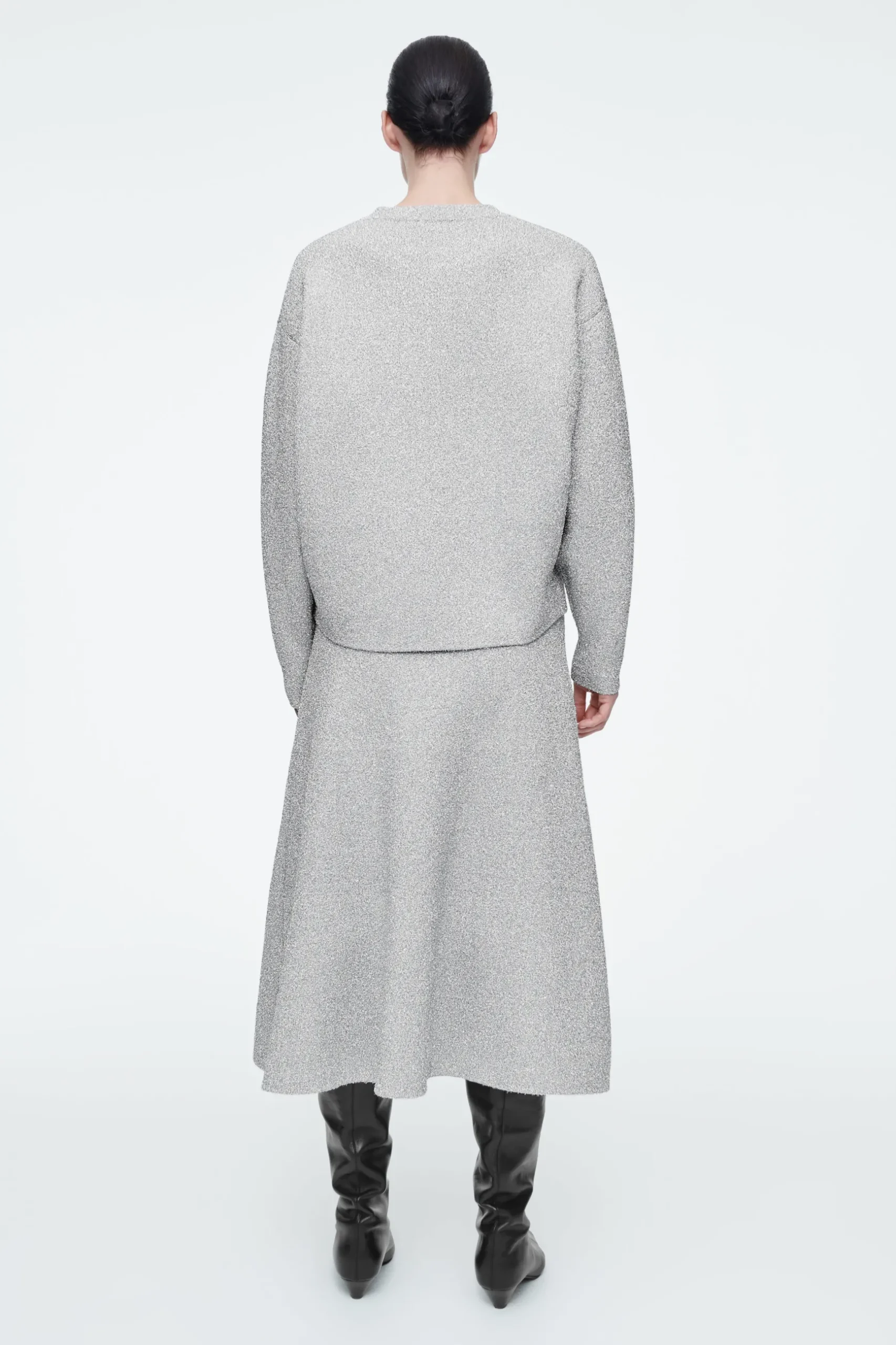 Online COS POŁYSKUJĄCY SWETER Z DZIANINY Z WEŁNĄ MERYNOSOWĄ