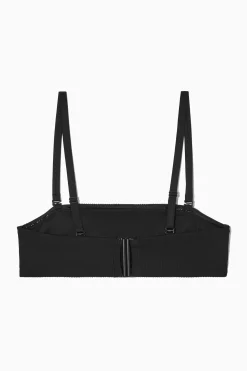 Outlet COS PRĄŻKOWANA GÓRA OD BIKINI TYPU BANDEAU Czarny