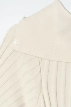 Outlet COS PRĄŻKOWANA KOSZULKA POLO Z JEDWABIU I BAWEŁNY