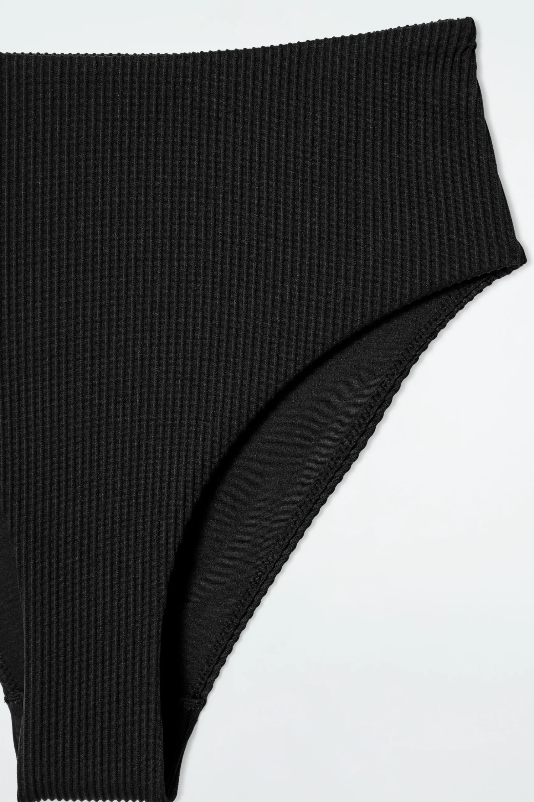 Clearance COS PRĄŻKOWANY DÓŁ OD BIKINI Z WYSOKIM STANEM