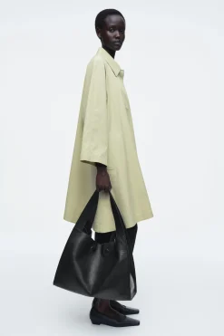 Hot COS PROCHOWIEC O KROJU OVERSIZE