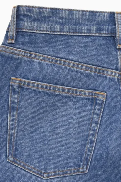 Outlet COS PROSTE JEANSY Z WYDŁUŻONYMI NOGAWKAMI – LOOSE FIT