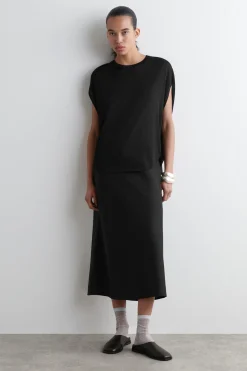 Fashion COS PRZEŚWITUJĄCE SKARPETKI Z PRĄŻKOWANEJ DZIANINY Srebrzysty
