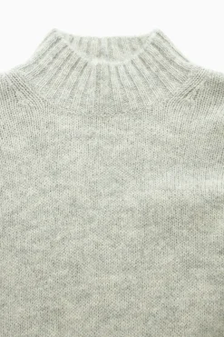 Best COS PUDEŁKOWY SWETER Z MIESZANKI Z WEŁNĄ ALPAKI