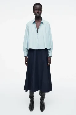 Sale COS ROZSZERZANA BAWEŁNIANA KOSZULA – RELAXED FIT